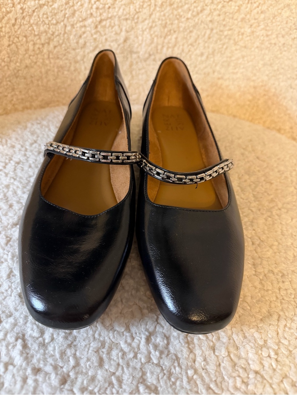 Naturalizer Black Leather Mary Jane Flats with Silver Chain